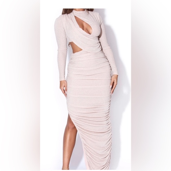 Miss Circle Dresses & Skirts - Miss Circle ✨ Pink Cutout Gown/Dress